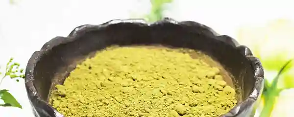 ブラックやダークブラウンになるヘナ
