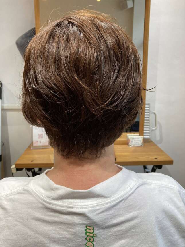 クセ毛の方も、クセを活かしたスタイル